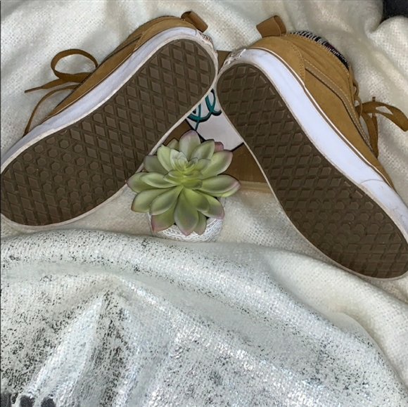 Suede Tan Aztec High Top Vans - Picture 3 of 4